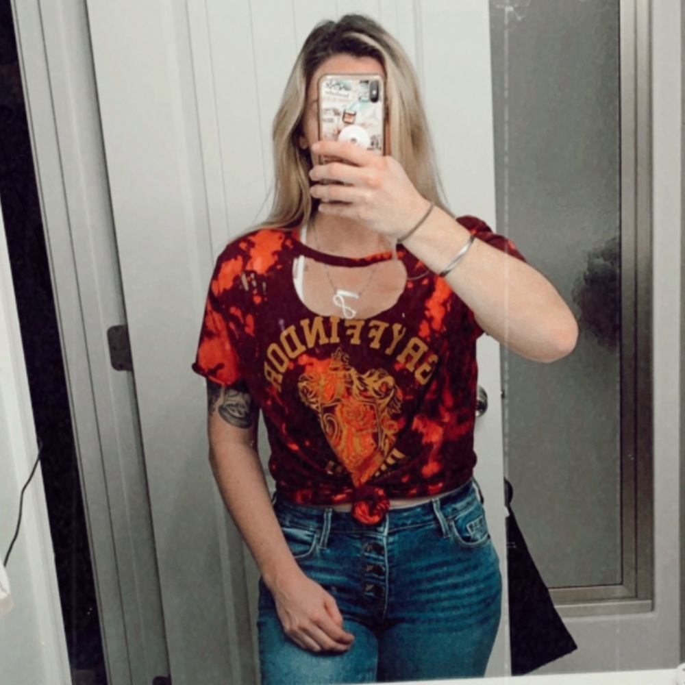Acid wash distressed Harry Potter tee